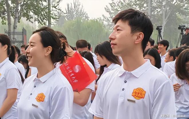 致命打击!巴萨赢球遭重创!弗里克痛失诺坎普大将