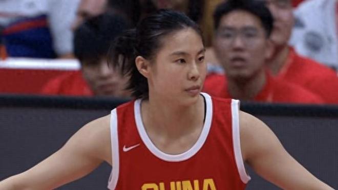 张子宇24分11板中国女篮险胜尼日利亚，女篮的问题一箩筐