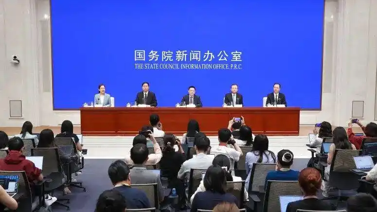 财政新信号：鼓励合理负债提振消费，敢借钱能借到钱的人才是当下消费的主力军